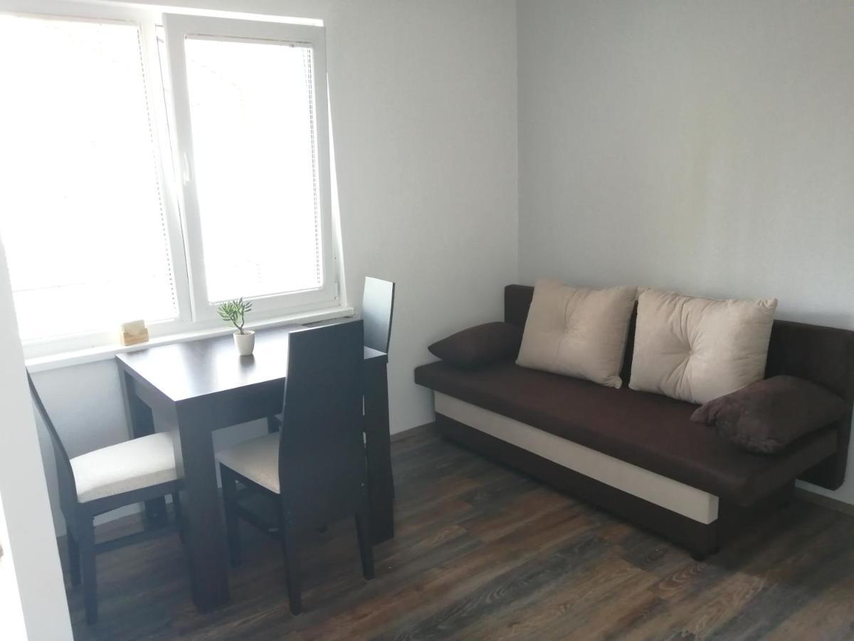 Misko'S Guest House Скопие Екстериор снимка