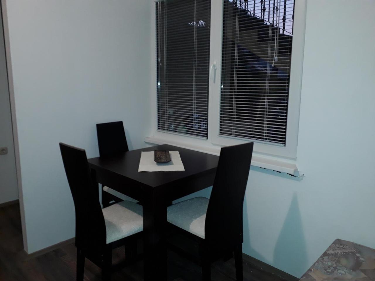 Misko'S Guest House Скопие Екстериор снимка