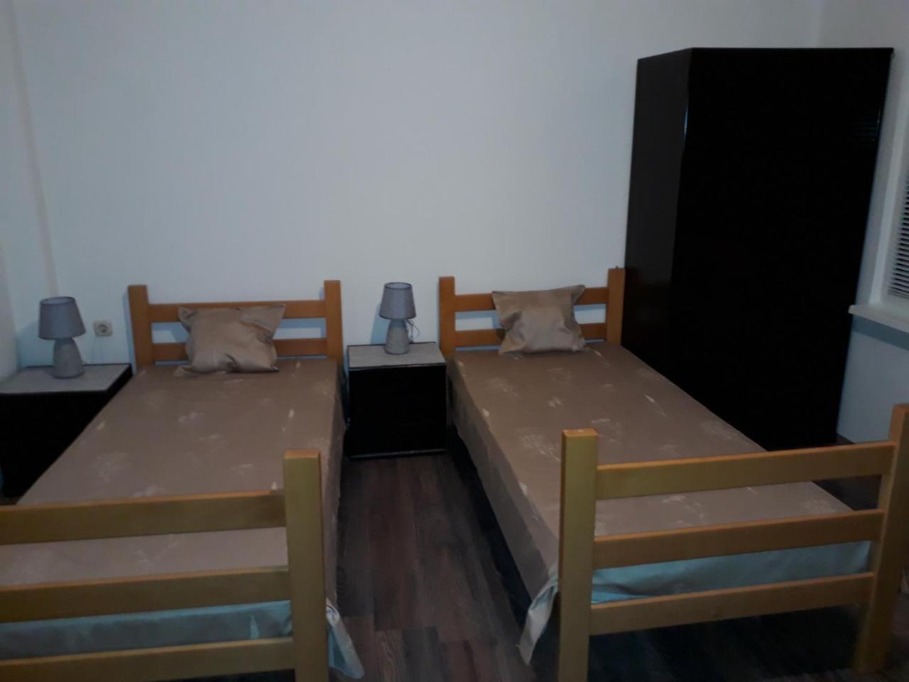 Misko'S Guest House Скопие Екстериор снимка